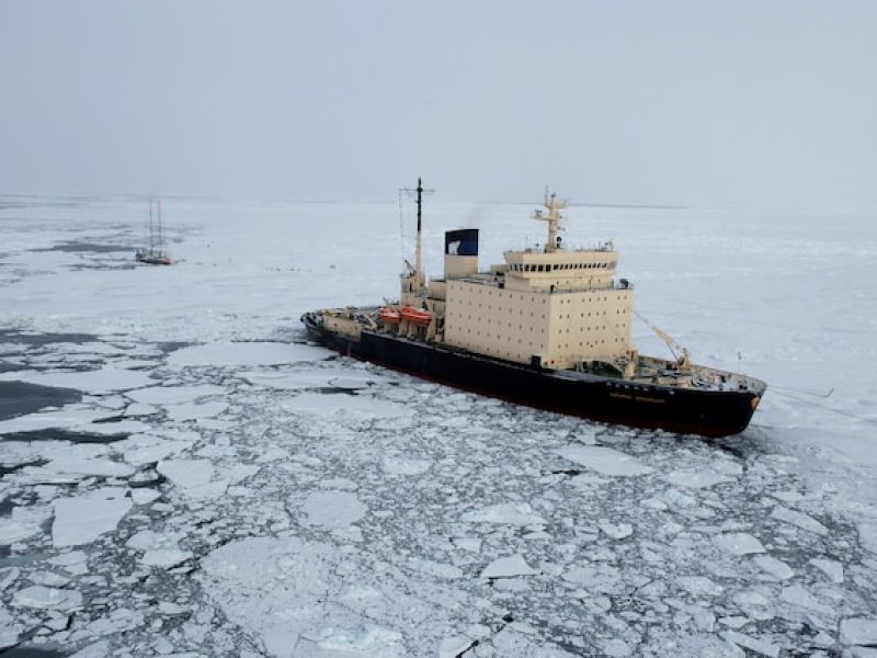 nav-baltic-ice